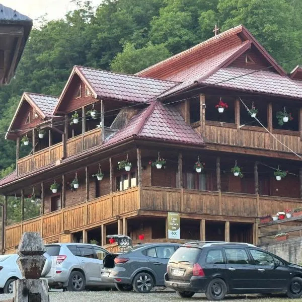 Casa din Barsana, hotel a Bîrsana