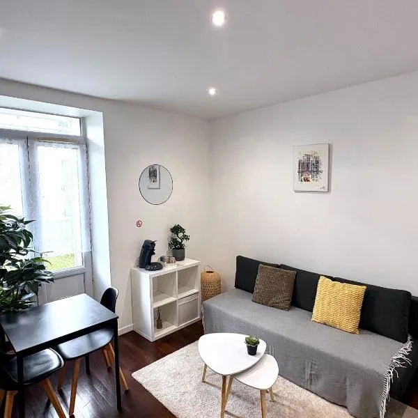 COSY IVRY charmant 2 pièces aux portes de Paris, ξενοδοχείο σε Ivry-sur-Seine