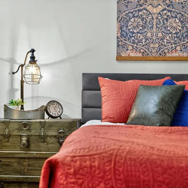 Loft in Downtown Dallas with Skyline views, Hotel in Dallas