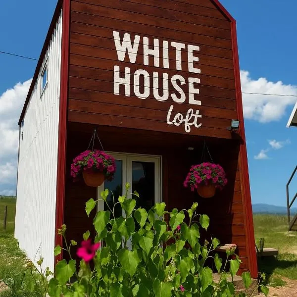 White House Loft, ξενοδοχείο σε Tepačko Polje