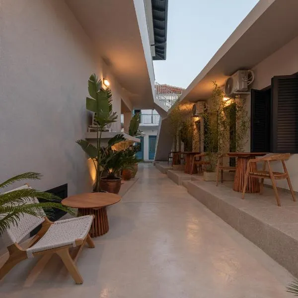 Pappou Studios, hotel a Leptokarya