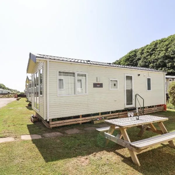 Caravan 7, hotel in Plymouth