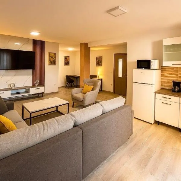 A&A Apartments, hotel a Rafailovici