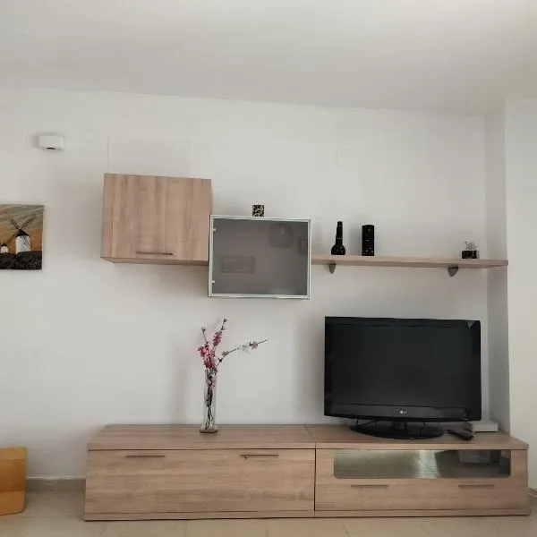 Apartamento en playa de Moncofar con wifi y aire acondicionado, hotel i Moncofa