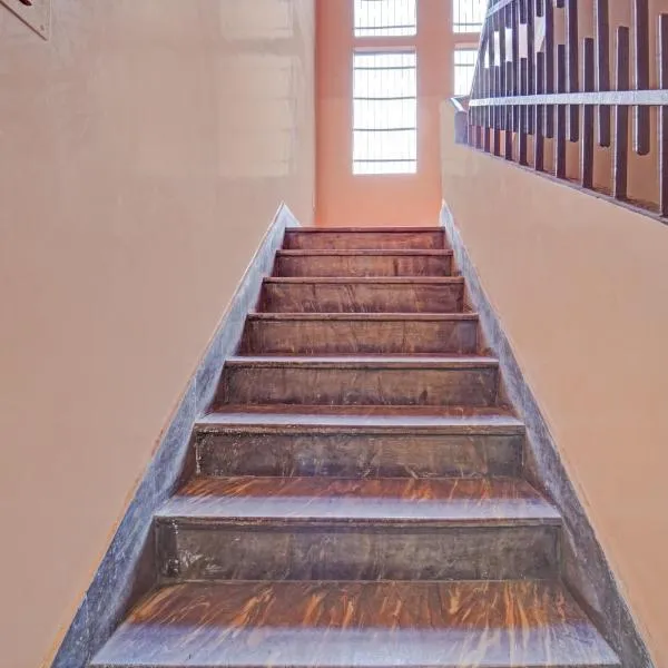 Hotel O Darsh Residency, hotel v destinaci Kenduadīh