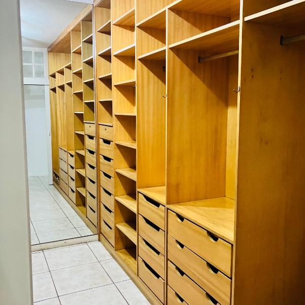 La Maison Brooklin Luxo Triplex 5 Quartos 4 suítes Ar Churrasqueira Hidro 10 Min Congonhas! - Foto 5