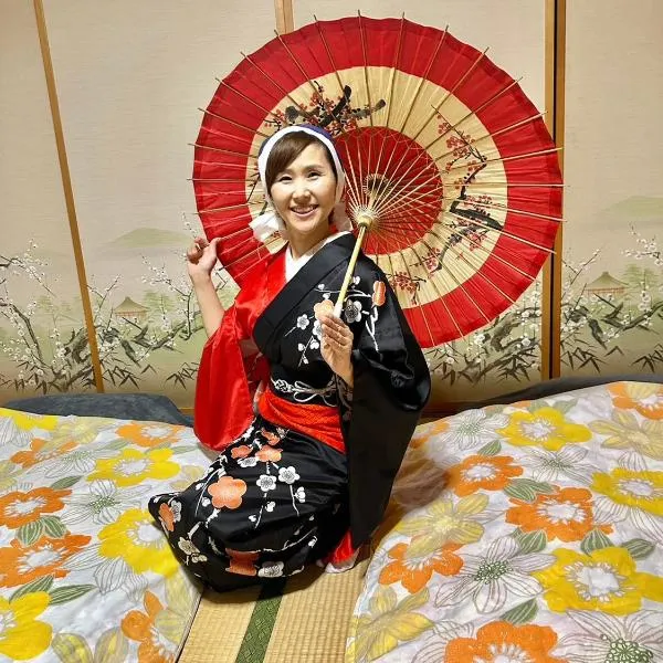 津軽三味線と民謡 ゲストハウス繭子の宿, hotel v destinaci Hačinohe