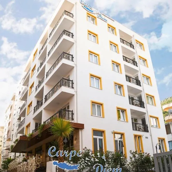 Carpe Diem Apartments-Hotel, hotel v mestu Shëngjin