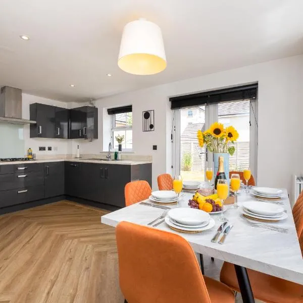 Large Modern Home, Free Parking, Families and Contractors Welcome, Hotel in Bristol