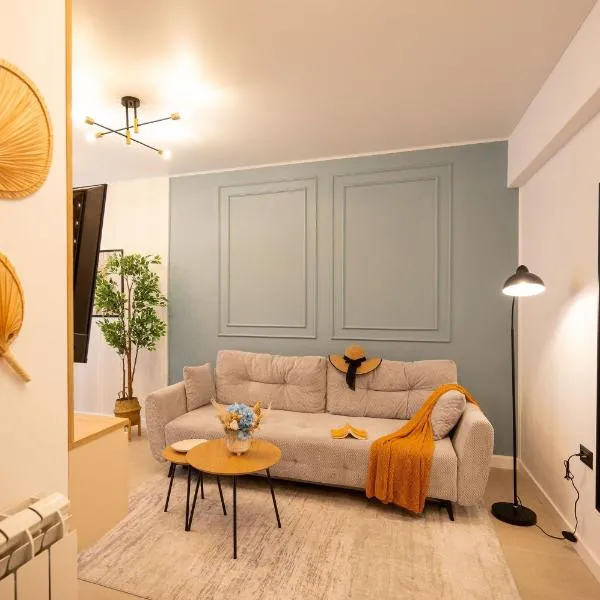 RavSea Luxury Apartment in Odyssey Spa&Pool-parking, hotel din Mamaia