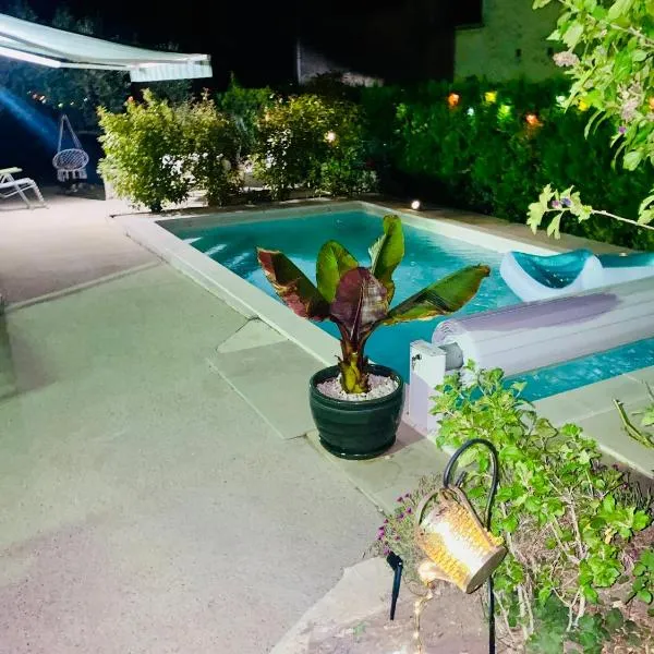 Appartement la calador, hotel in Pont-Saint-Esprit