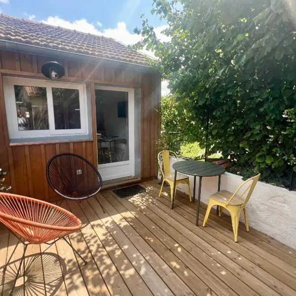 Casa Saint-Bris, hotel in Villenave-dʼOrnon