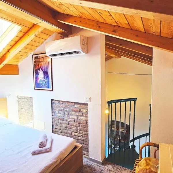 5 mins from Beach and 1 min from center One, hotel em Imperia