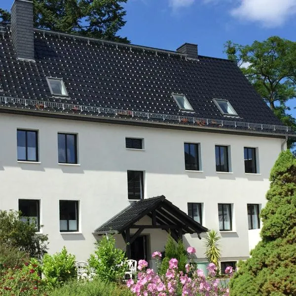 Haus am Röblinsee - Ferienwohnungen in Fürstenberg, ξενοδοχείο σε Furstenberg-Havel