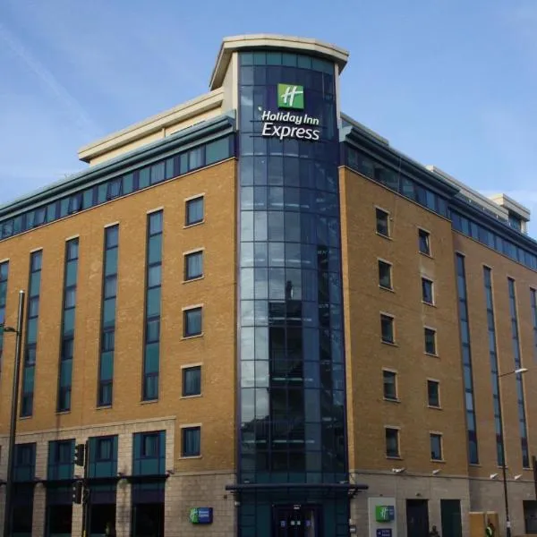 Holiday Inn Express London Stratford by IHG, hotel v Londýně
