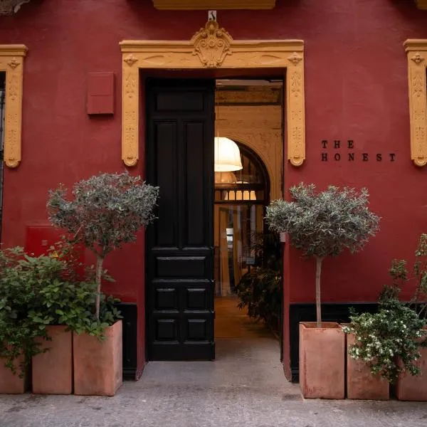 The Honest Hotel & Apartments, hotel in Seville
