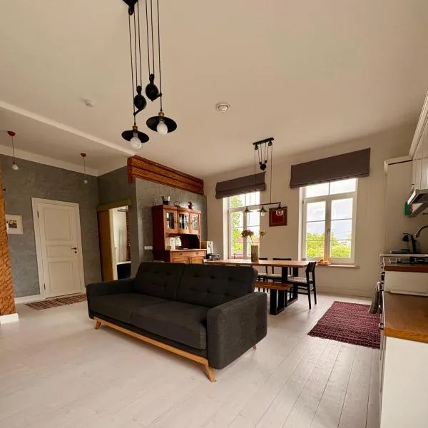 Hapsalutely Great residence - in full authenticity, hotel in Haapsalu