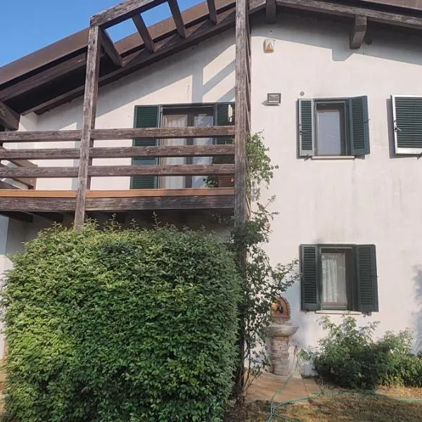 Casa Cardea, hotel in Aprilia