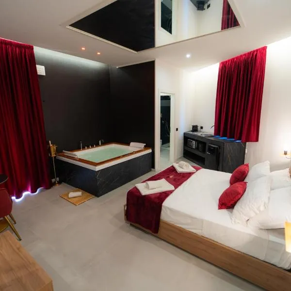 5 Stars - Exclusive Luxury Suites with a jacuzzi, ξενοδοχείο σε Τραπάνι