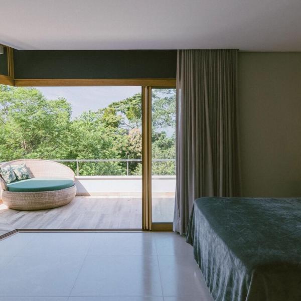 Casa moderna com Jacuzzi à 5 minutos da praia - Foto 2