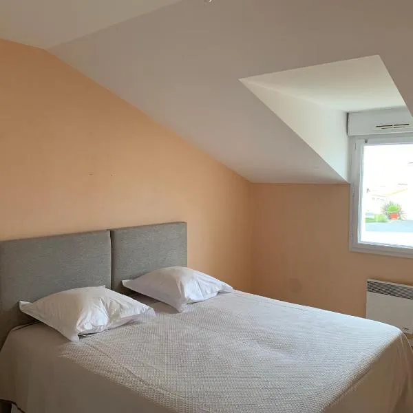 Chambres 2 à 4 personnes au calme, hotel v destinaci Beaupréau
