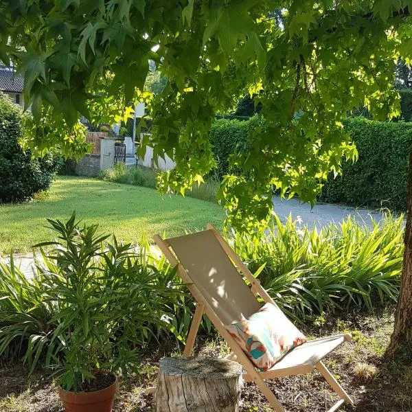 La Maison, Studio avec parc arboré, local vélo moto, hotel v destinaci Villefranche-de-Rouergue