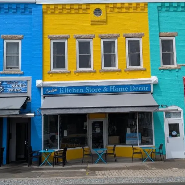 Canalside Restaurant & Inn, hotel v destinaci Port Colborne