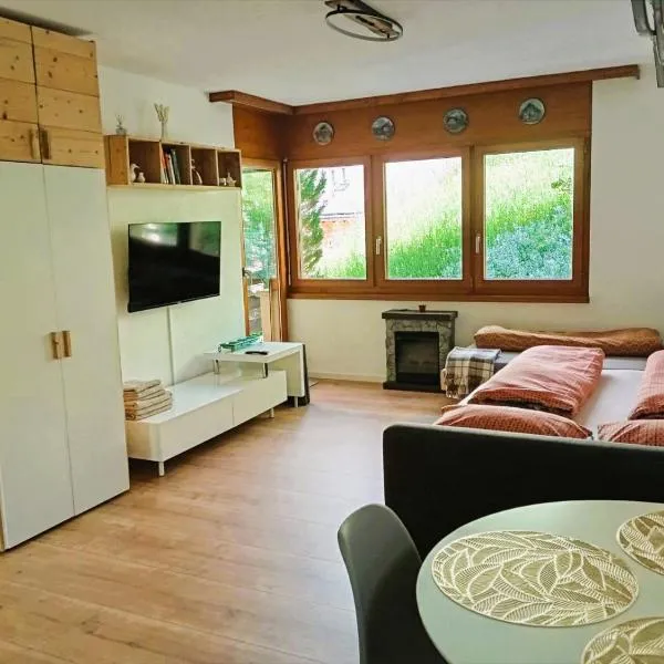 Modernes Studio bei Gemmi und Sportarena, hotel v destinaci Leukerbad