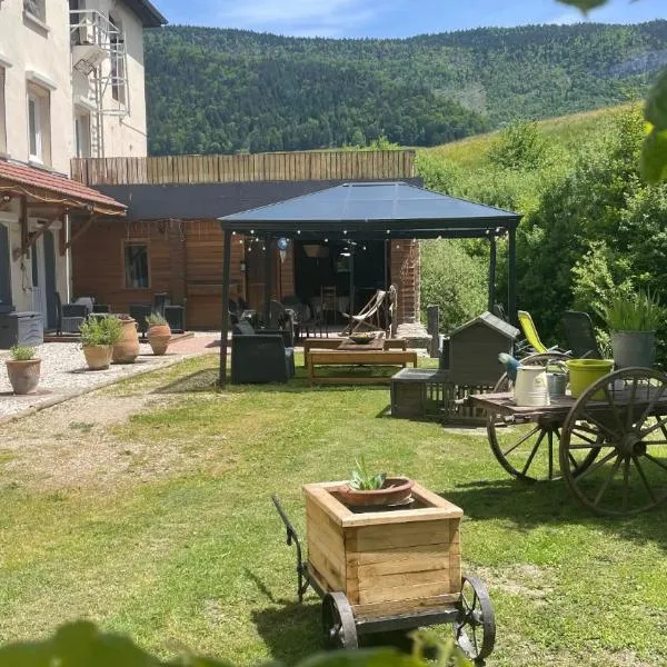 Gîte Edelweiss Saint-Martin-en-Vercors, hotel em Les Barnoux