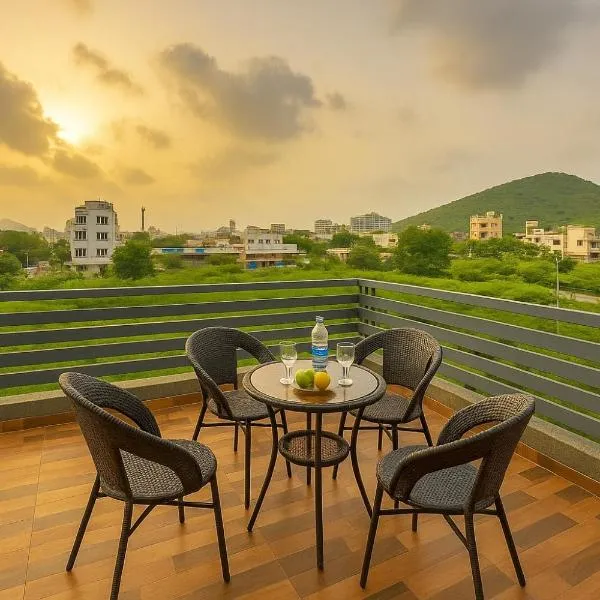 Hotel Hillcrest Udaipur - Crafted For Comfort, hotel in Udaipur