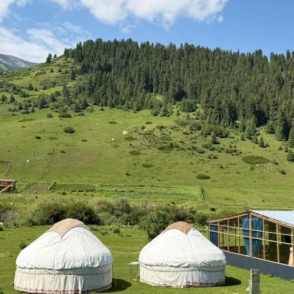 Ak-Tash Yurt Camp, hotel em Chong-Kyzylsu