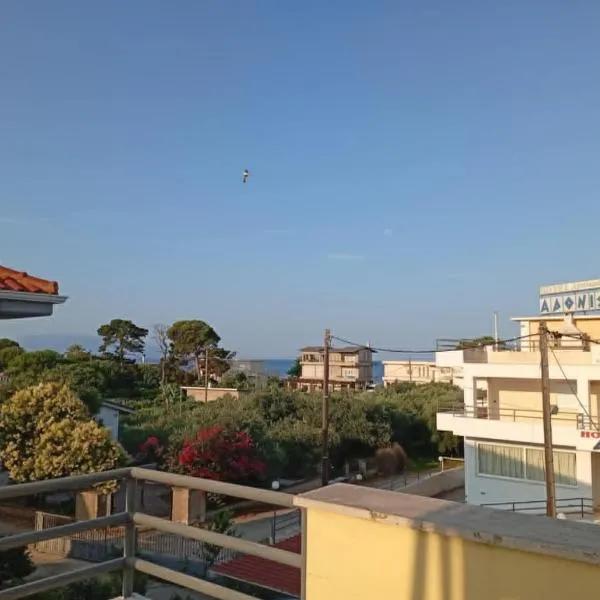 Leonidas Apartments، فندق في بريفيزا