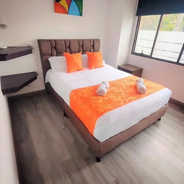 Hotel Kristal Ferial, hotel in Bogotá