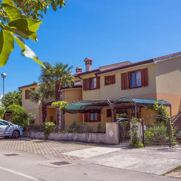 Apartments Masek, hotel in Strpačići