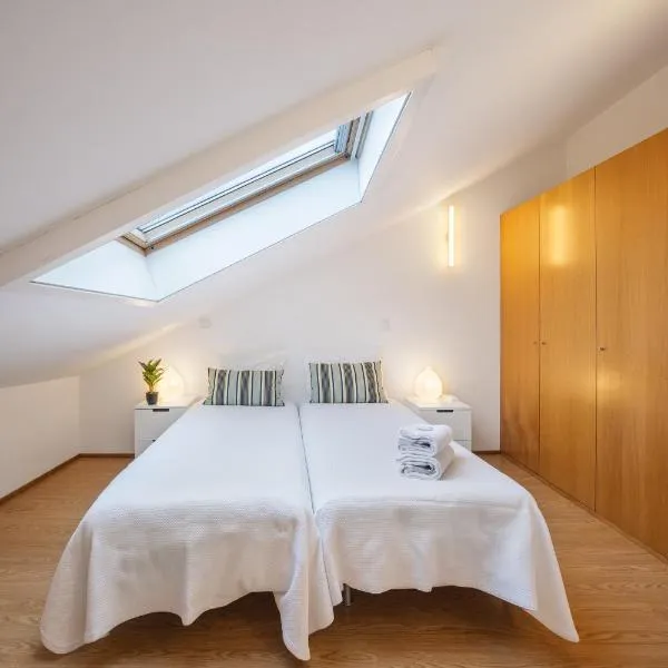 Modern 2-bedroom apartment in the Historic Center, ξενοδοχείο στη Μπράγκα
