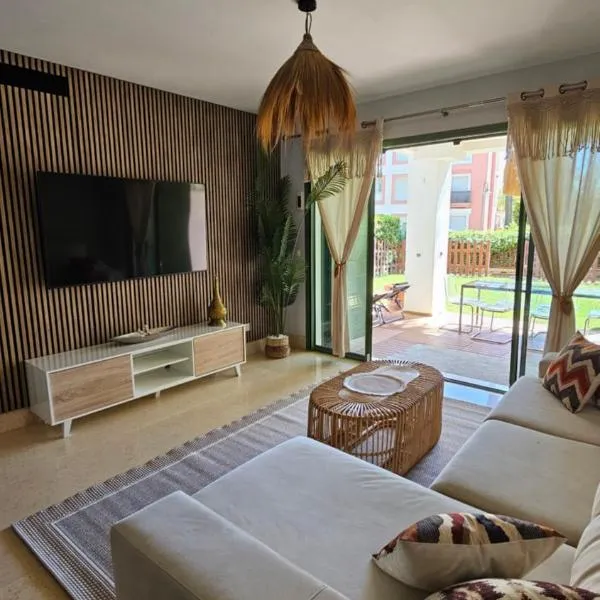Sotogrande Marina Sea Apartment, hotel v destinaci San Roque