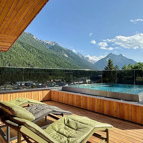 Lärchenlodge SkySpa and Rooftop Pool inklusive Stubai SuperCard, hotel din Fulpmes