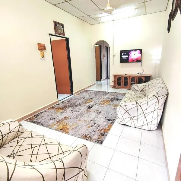 D'Manjung Samudera Baru HomeSTAY, hotel v destinaci Seri Manjung
