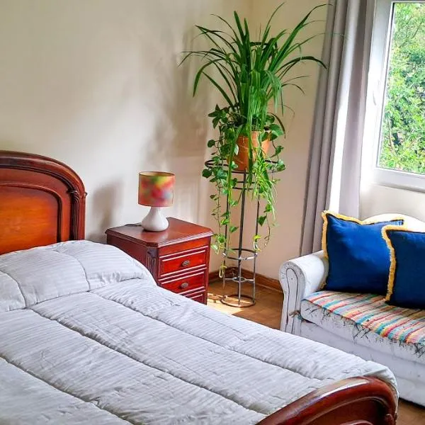 Habitación Privada en Apartamento, Conquistadores, hotel v destinaci Medellín