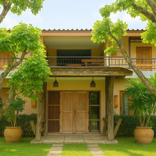 PalmHug Hotel，位于Ban Nong Chaeng的酒店