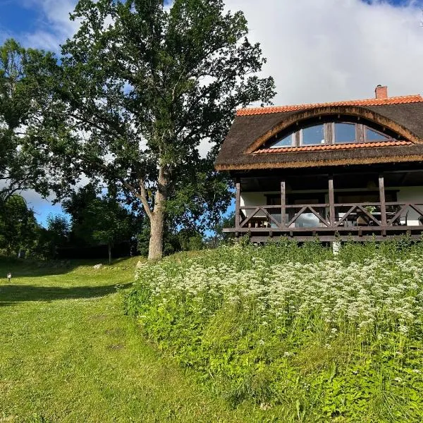 Lake House Denderi, hotel sa Rubene