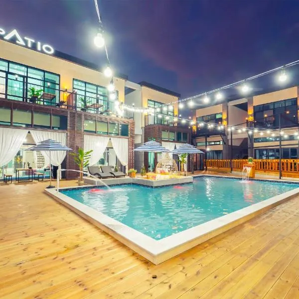 Patio Pool Villa, hotel in Gyeongju