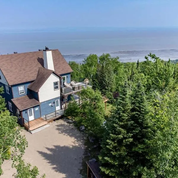 L'Audacieux - SPA, Billard, Poker, Arcade, fleuve, l'évasion VIP, hotell sihtkohas Petite-Rivière-Saint-François