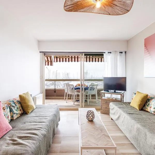 ESPACE 2000 - Beautiful 1BDR with sea view - Swimming pool - AC - Parking, hôtel à Menton