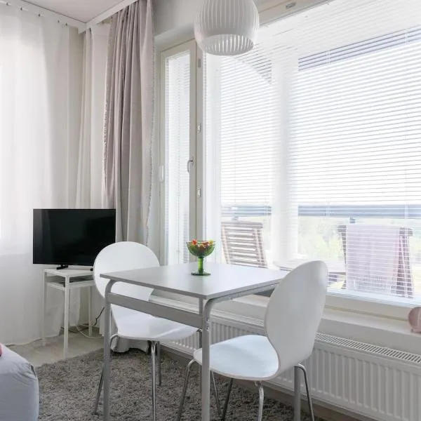 Avara huoneisto Verkatehtaan vieressä, hotel en Hämeenlinna