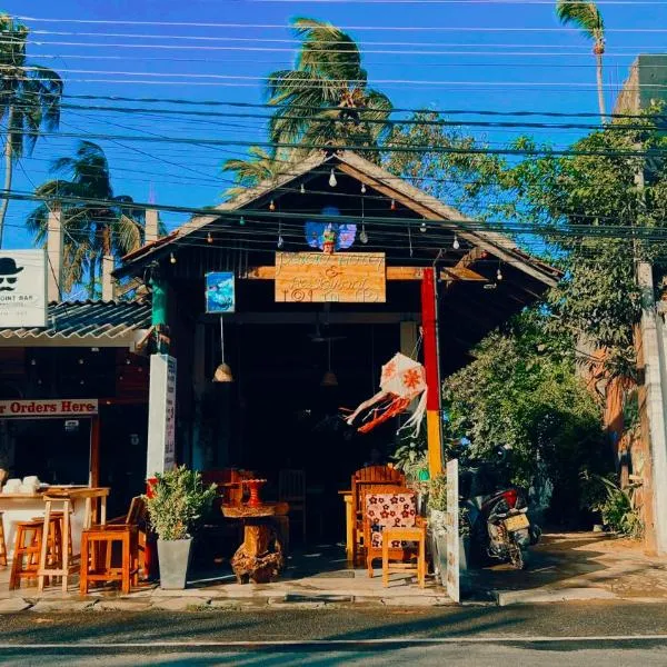 Perera Hotel & Restaurant, hotel in Arugam Bay