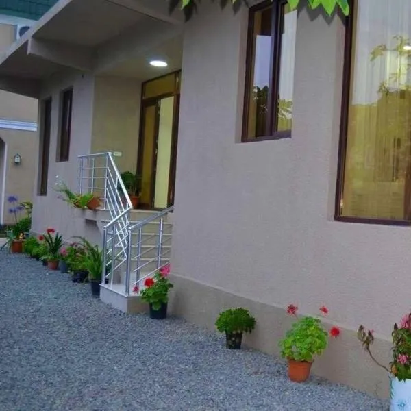 Lia Guest House, hotel v destinaci Kobuleti