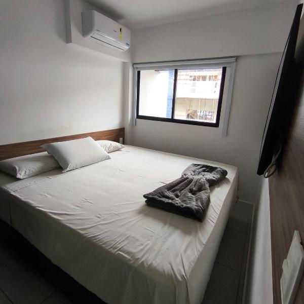 Belíssima Quarto e sala com varanda Time Ponta verde Maceió - AL - Foto 2