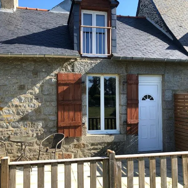 Petit Noyer, hotel em Val Couesnon