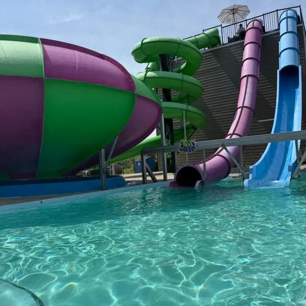 Viesnīca Condos Vacances MSA -Avec parc aquatique gratuit pilsētā Boprē